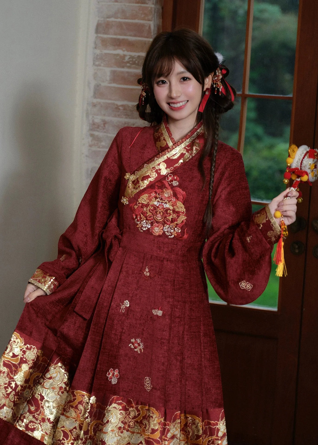 White Horse | 3-Piece 2026 New Year Hanfu (白马嘉岁)